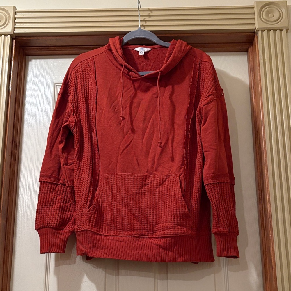 Time and Tru Textured Burnt Orange Hoodie